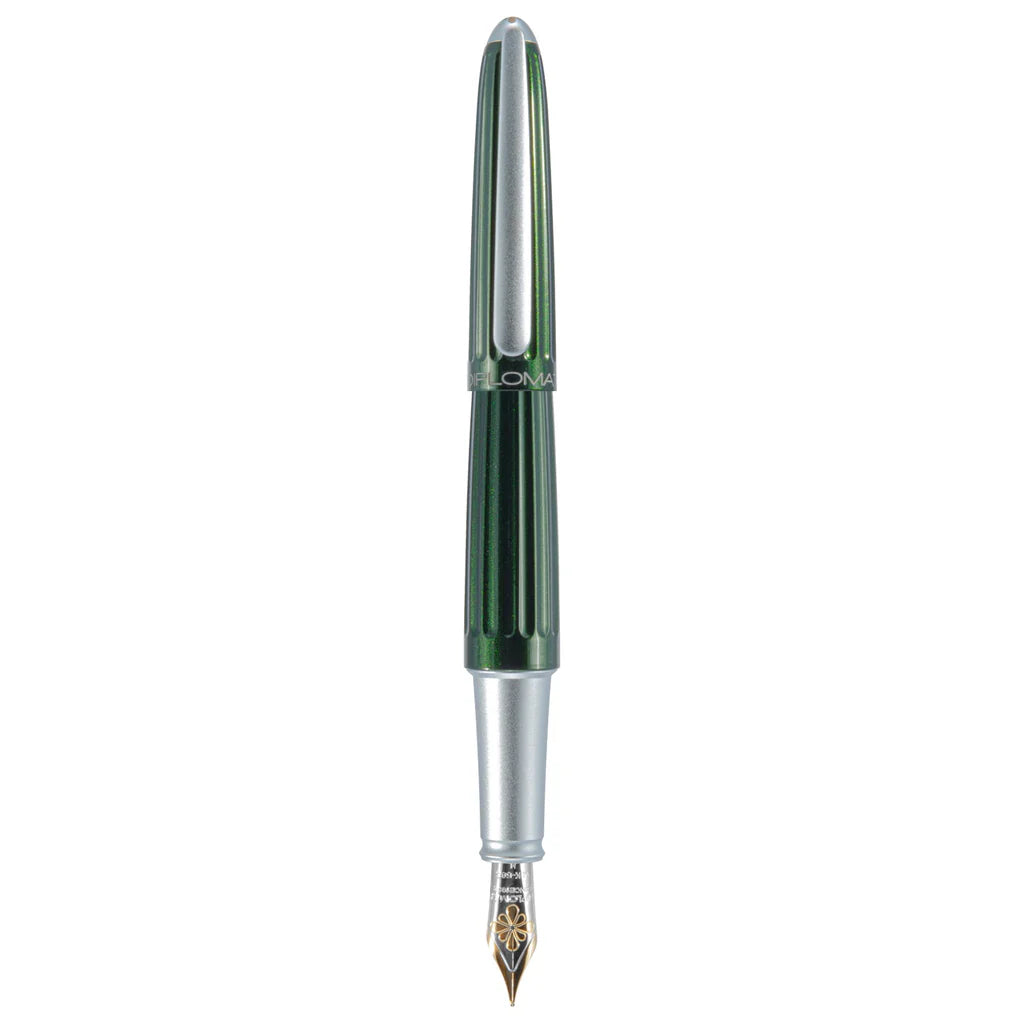 Diplomat Aero Fountain Pen - Evergreen CT