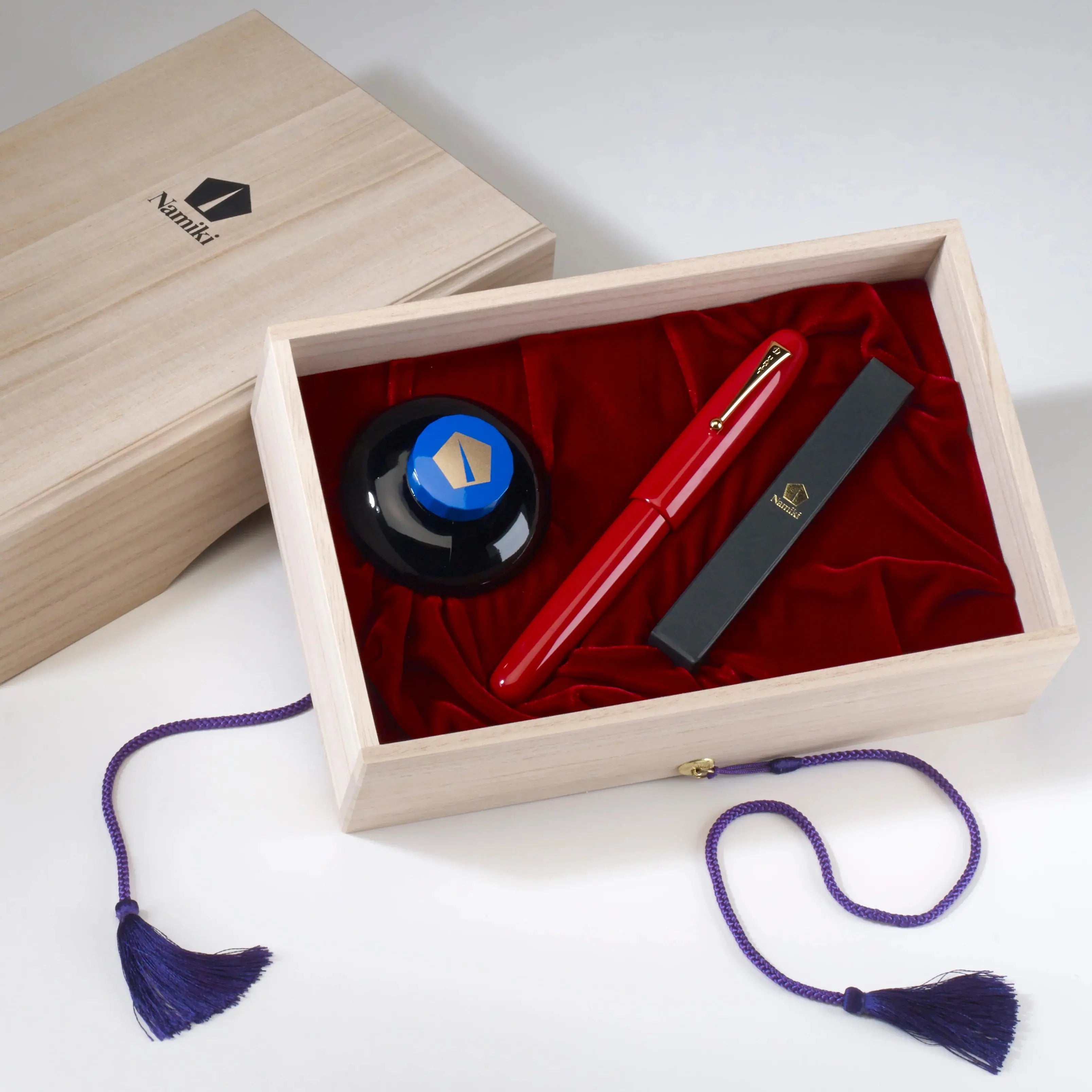 Namiki Emperor Urushi Fountain Pen - Vermillion PEN PLANET