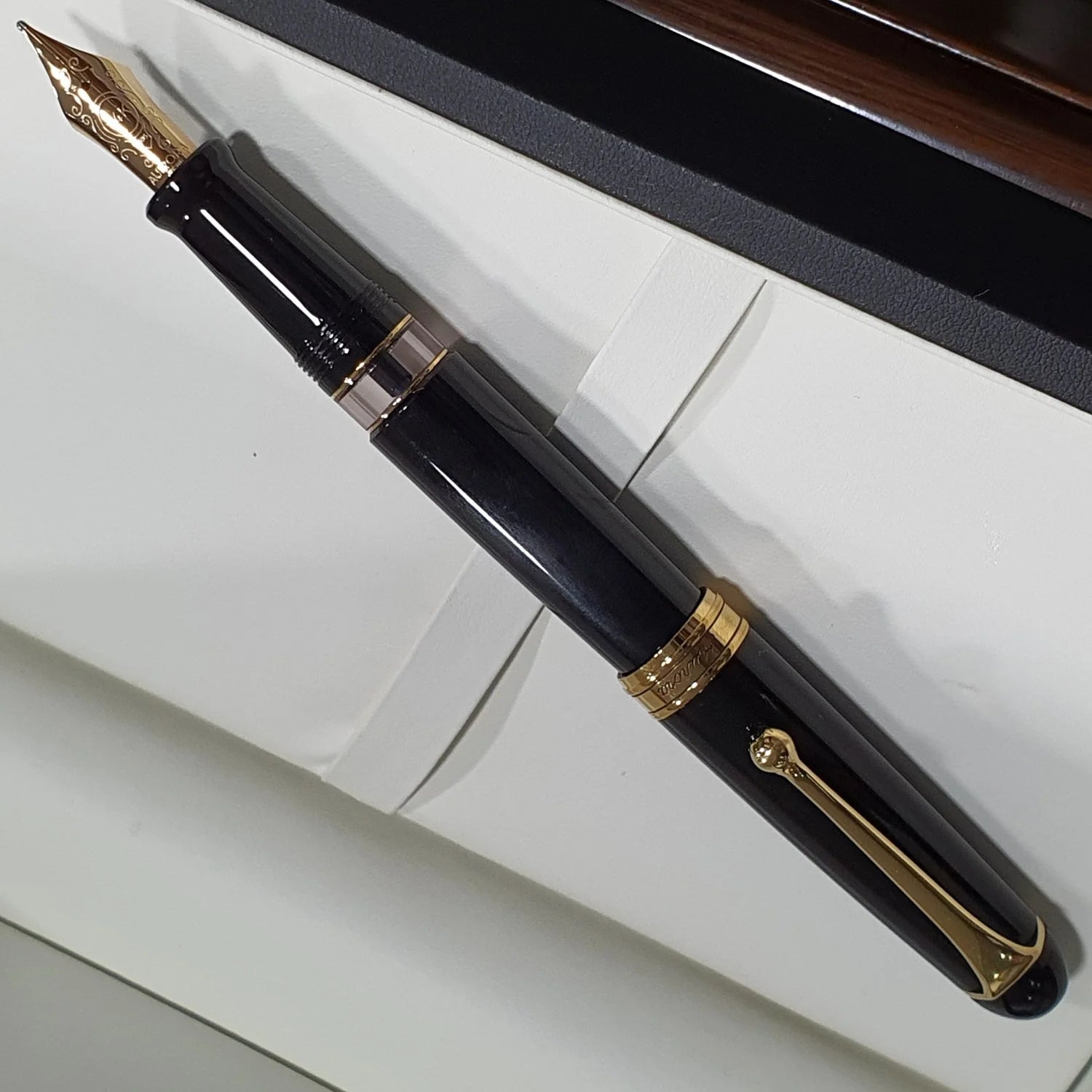 Aurora 88 Black 14K Gold GT Fountain Pen 800