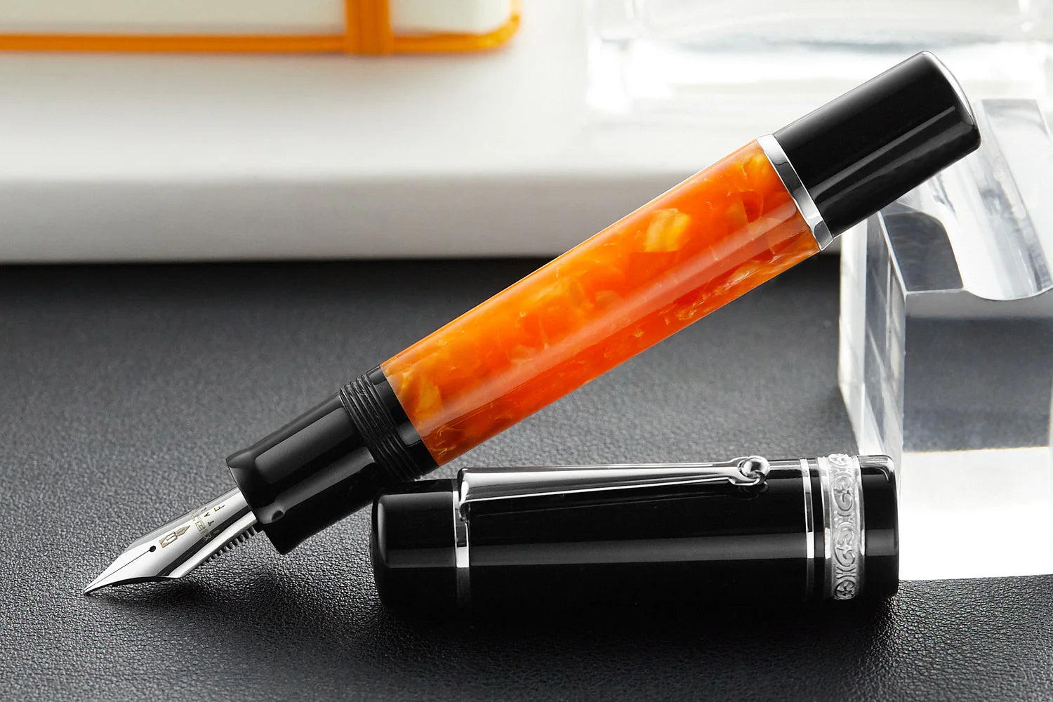 Delta DV Original Mid-Size ST Fountain Pen